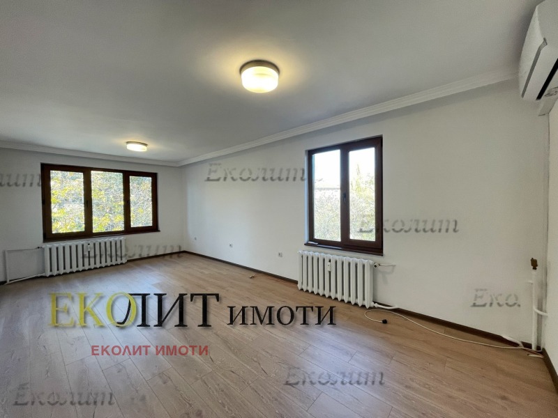 Издаје се  Хоусе Флоор Софија , Изток , 260 м2 | 13800792 - слика [10]