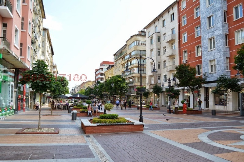 Дава под наем 2-СТАЕН, гр. София, Център