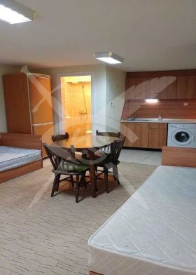 Estudio Bazar Levski, Varna