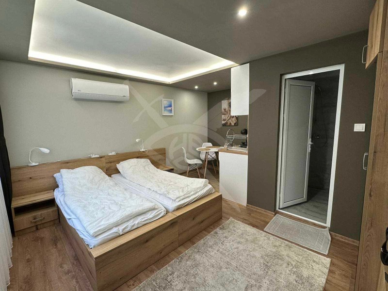 De inchiriat  Studio Varna , Țentâr , 25 mp | 89888254 - imagine [2]