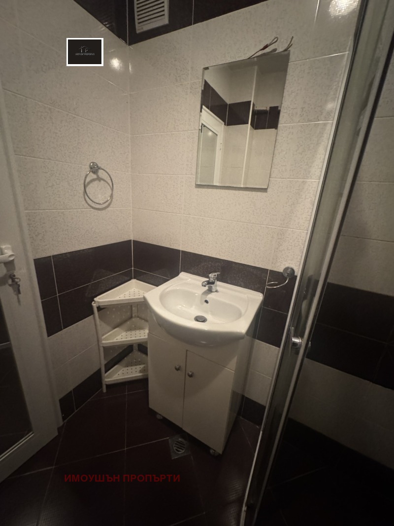 Zu vermieten  3 Schlafzimmer Sofia , Iztok , 120 qm | 51339349 - Bild [12]