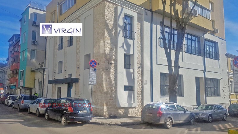 A louer  Bureau Varna , Tsentar , 437 m² | 43321117