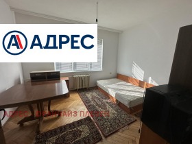 2 bedroom 9-ti kvartal, Pleven 6