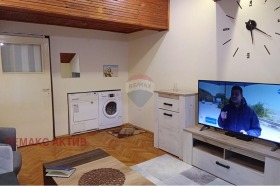 Издаје се Поткровље
