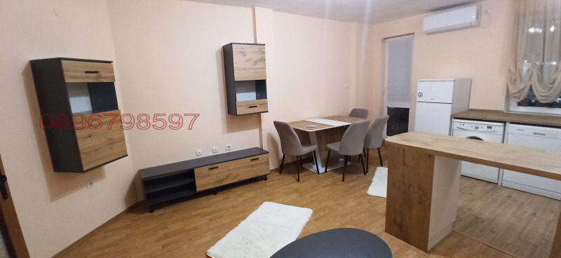 Дава под наем 3-СТАЕН, гр. Пловдив, Кючук Париж, снимка 3 - Апартаменти - 52779218