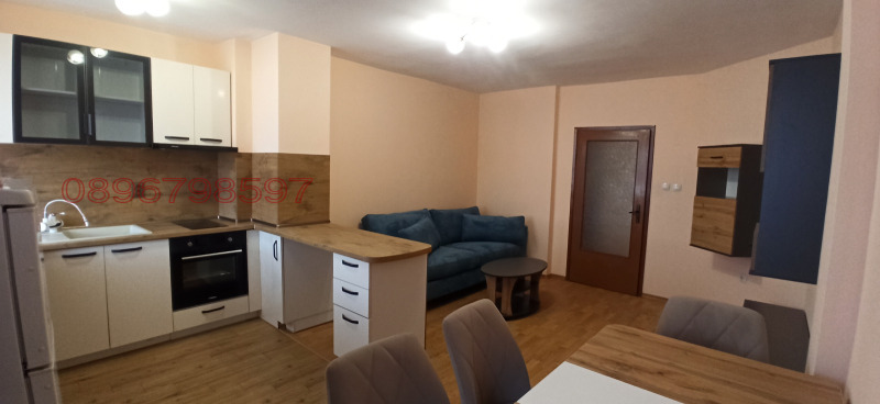 Дава под наем 3-СТАЕН, гр. Пловдив, Кючук Париж