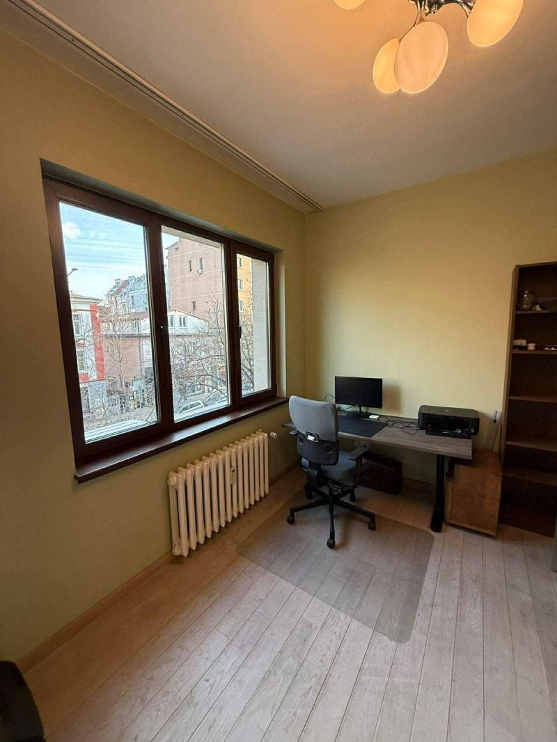 Дава под наем 3-СТАЕН, гр. София, Център, снимка 9 - Апартаменти - 52825335