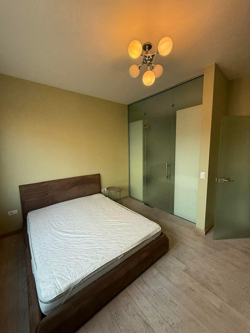 Дава под наем 3-СТАЕН, гр. София, Център, снимка 6 - Апартаменти - 52825335