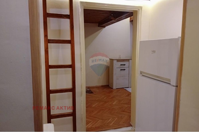 K pronájmu  Podkroví Varna , Centralna pošta , 24 m2 | 32564258 - obraz [10]