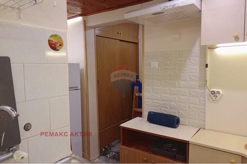 K pronájmu  Podkroví Varna , Centralna pošta , 24 m2 | 32564258 - obraz [6]