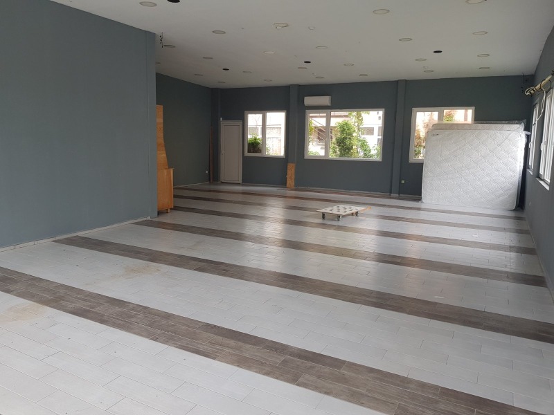Kiadó  Üzlet Sofia , Bankja , 100 négyzetméter | 97628286 - kép [2]