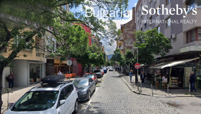 Дава под нем  Заведение, град София, Център • 2 800 EUR • ID 51947814 — holmes.bg - [1] 