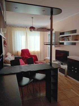 1 quarto Izgrev, Burgas 2