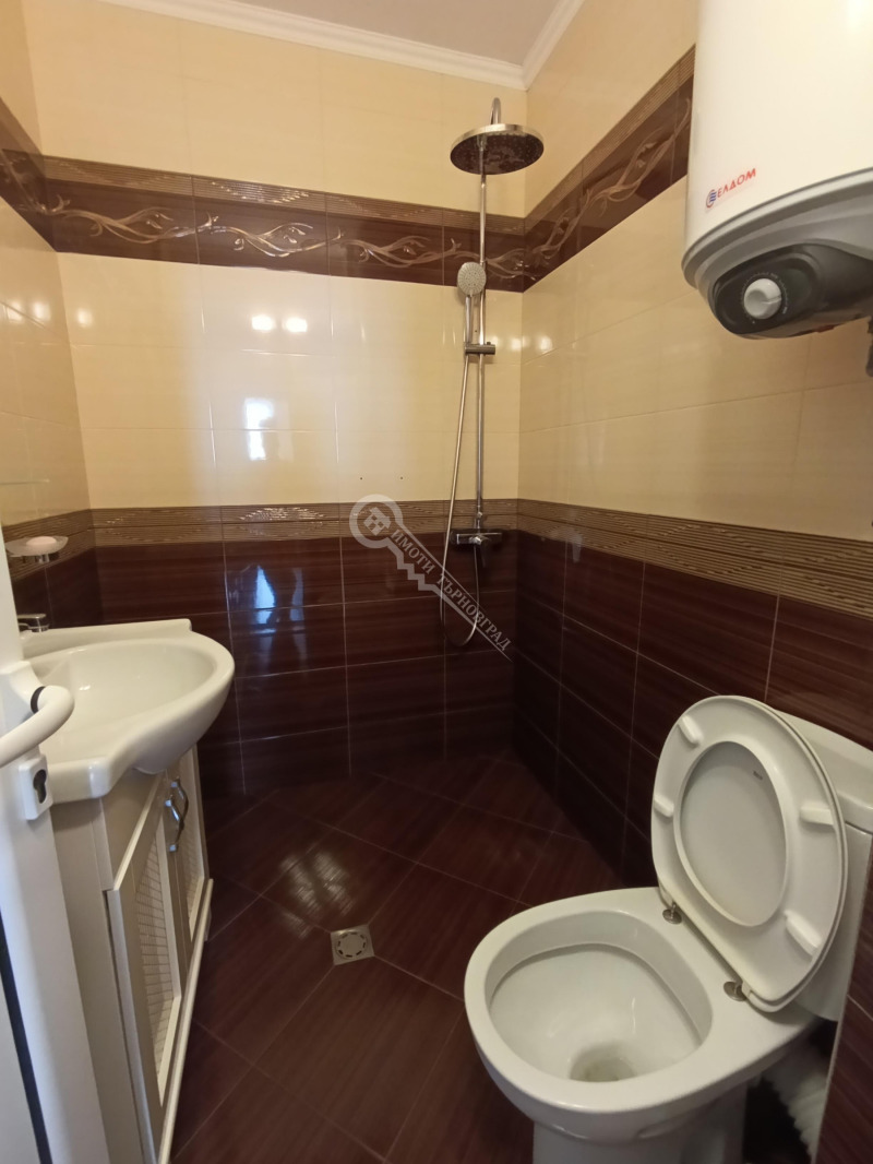 Zu vermieten  1 Schlafzimmer Weliko Tarnowo , Zentar , 70 qm | 35231035 - Bild [9]