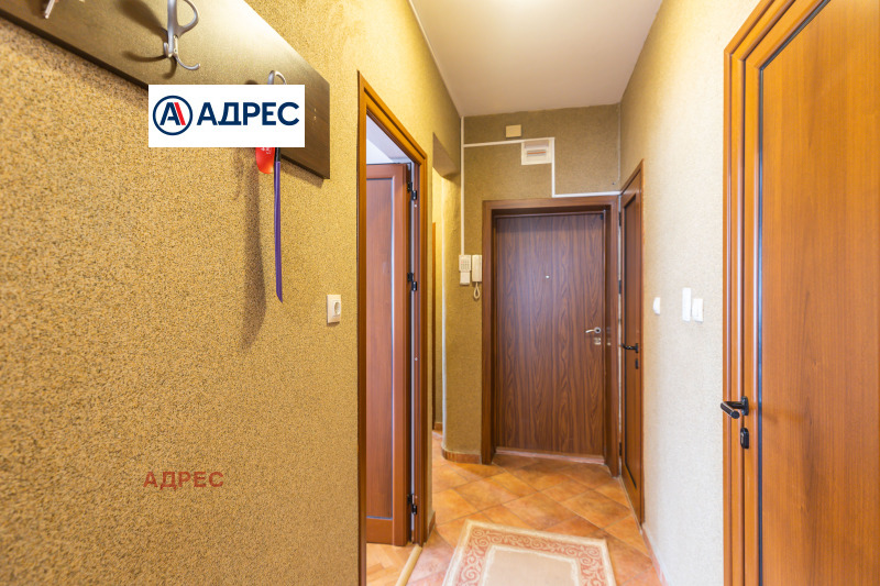 De inchiriat  2 dormitoare Varna , Țentâr , 87 mp | 56265774 - imagine [13]