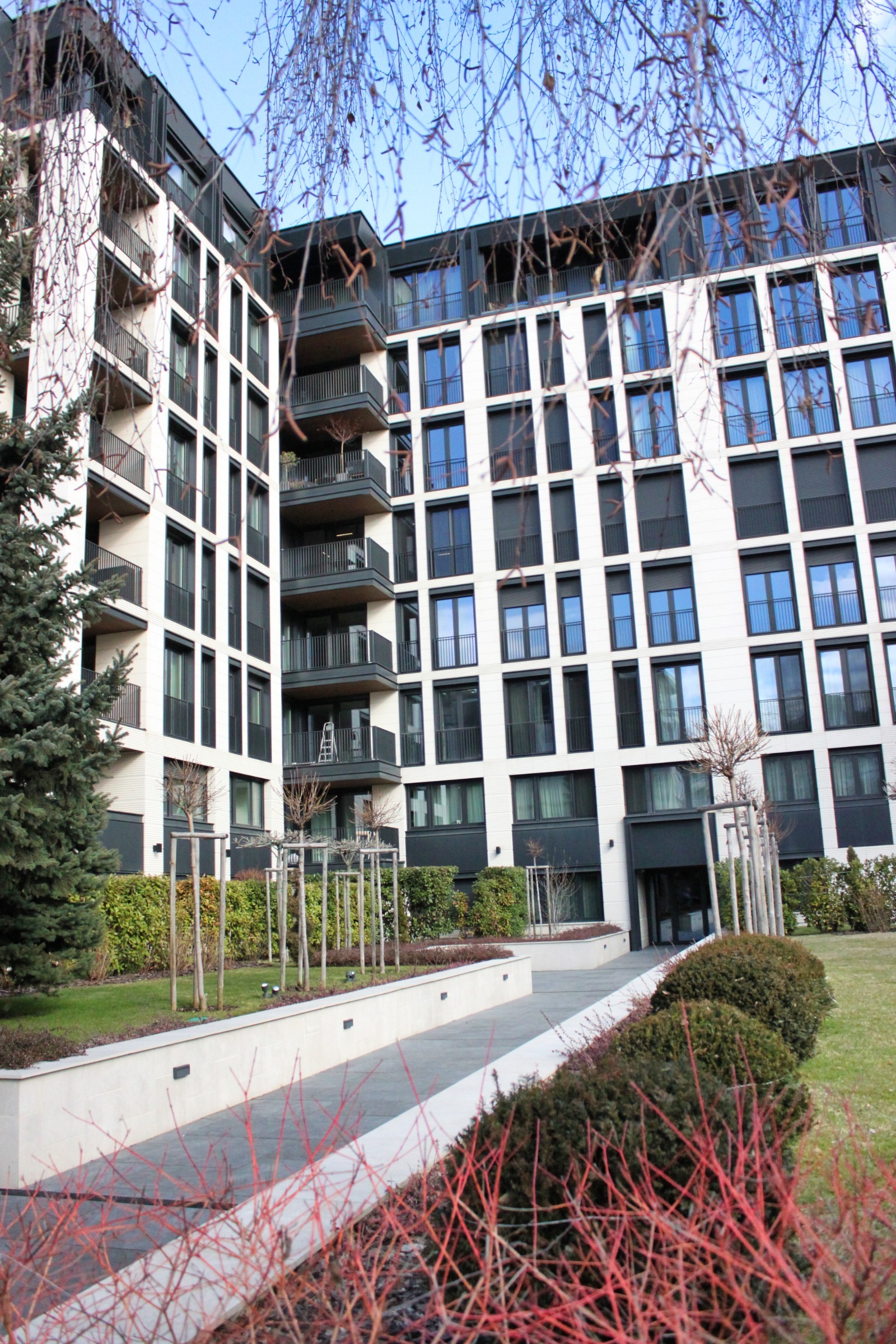 Дава под наем 3-СТАЕН, гр. София, Лозенец, снимка 16 - Апартаменти - 53716681