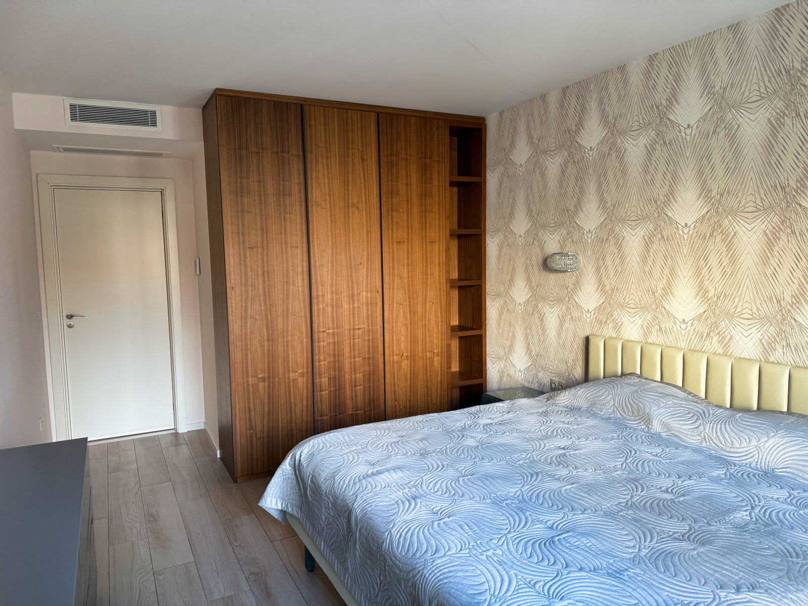 Дава под наем 3-СТАЕН, гр. София, Лозенец, снимка 10 - Апартаменти - 53716681