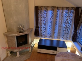2-стаен град Благоевград, Широк център