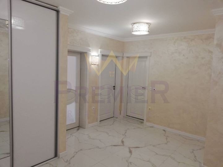 Издаје се  2 спаваће собе Варна , Центар , 160 м2 | 30666266 - слика [11]