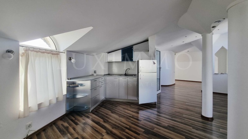 Издаје се  Кућа Софија , в.з.Малинова долина , 250 м2 | 12944711 - слика [13]