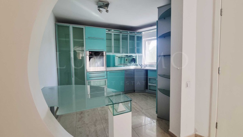 Издаје се  Кућа Софија , в.з.Малинова долина , 250 м2 | 12944711 - слика [5]