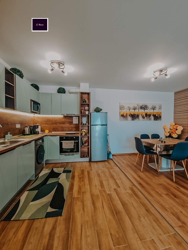 A louer  2 chambres Varna , Tsentar , 110 m² | 83087319