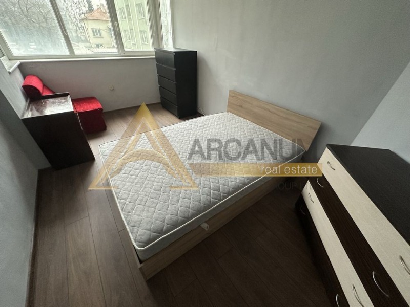 Дава под Наем 2-СТАЕН в град Варна, Колхозен пазар - 40 кв.м / 400 € » 782.33 лв., АРКАНУМ ГРУП