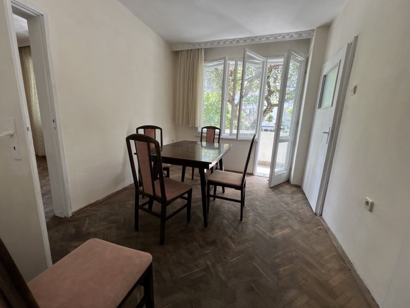 Дава под наем  2-стаен град Варна , Окръжна болница-Генерали , 65 кв.м | 72560691
