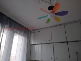 ���� ��� ���� 3-����� | Imot.bg � ����� ������ 8
