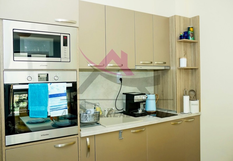 Para alugar  Estúdio Varna , Briz , 40 m² | 57141247