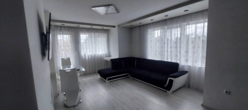 K pronájmu  2 ložnice Sofia , Triagalnika , 101 m2 | 89783627
