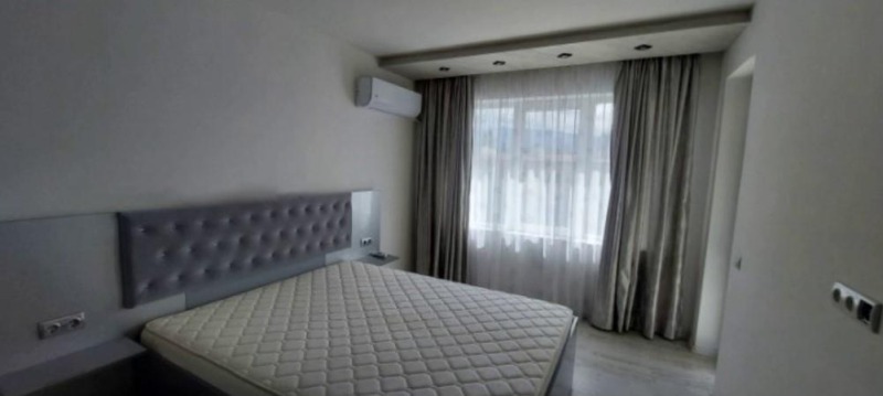 K pronájmu  2 ložnice Sofia , Triagalnika , 101 m2 | 89783627 - obraz [4]