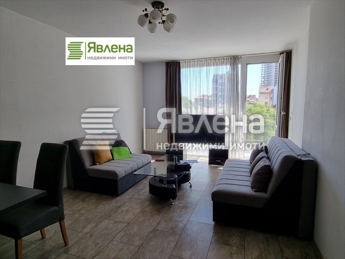 Дава под наем  3-стаен град София , Център , 96 кв.м | 64377702