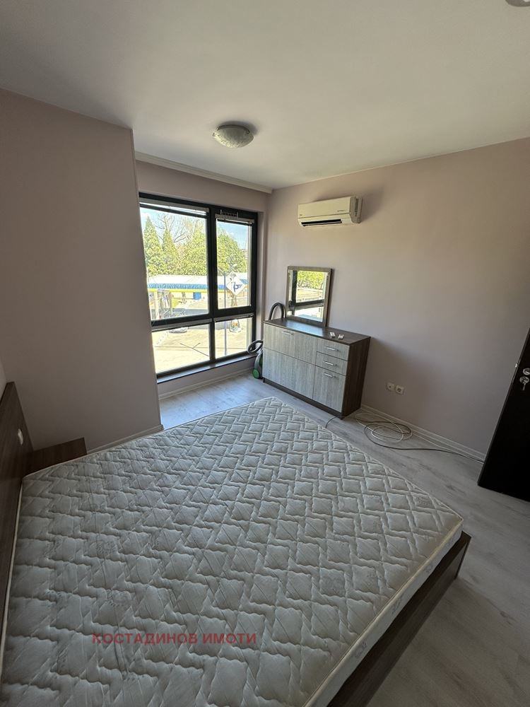 Zu vermieten  1 Schlafzimmer Pazardschik , Zentar , 74 qm | 83402107 - Bild [12]