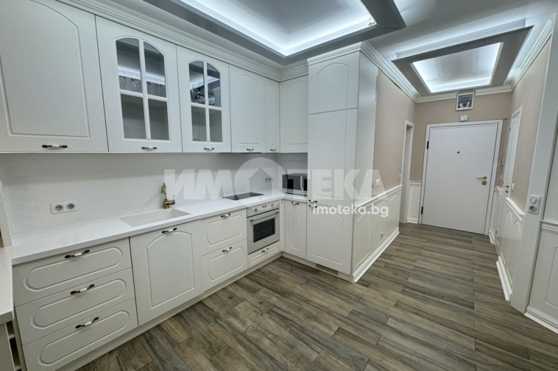 Te huur  2 slaapkamers Sofia , Krasno selo , 90 m² | 29239515