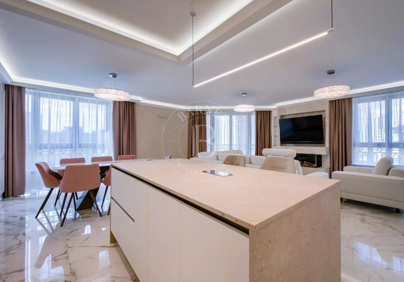 Zu vermieten  3 Schlafzimmer Sofia , Krastowa wada , 179 qm | 99503943 - Bild [5]