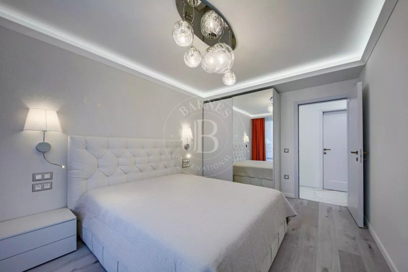 Zu vermieten  3 Schlafzimmer Sofia , Krastowa wada , 179 qm | 99503943 - Bild [16]