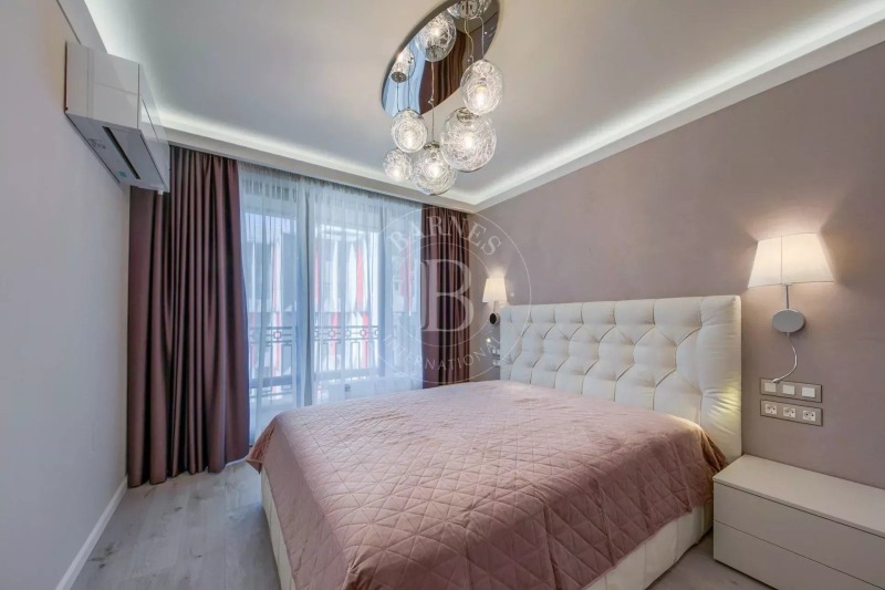 Zu vermieten  3 Schlafzimmer Sofia , Krastowa wada , 179 qm | 99503943 - Bild [10]