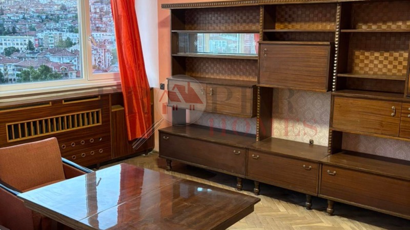 Дава под наем МНОГОСТАЕН, гр. Велико Търново, Център, снимка 6 - Апартаменти - 52815495