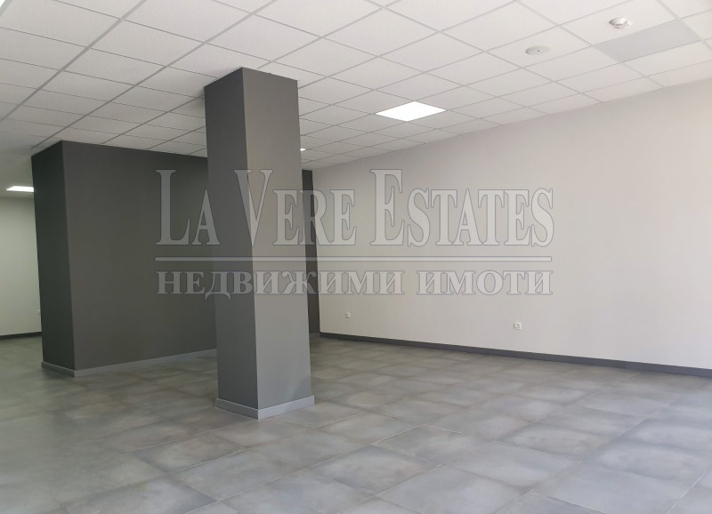 A louer  Boutique Rouse , Tsentar , 120 m² | 27790914 - image [12]