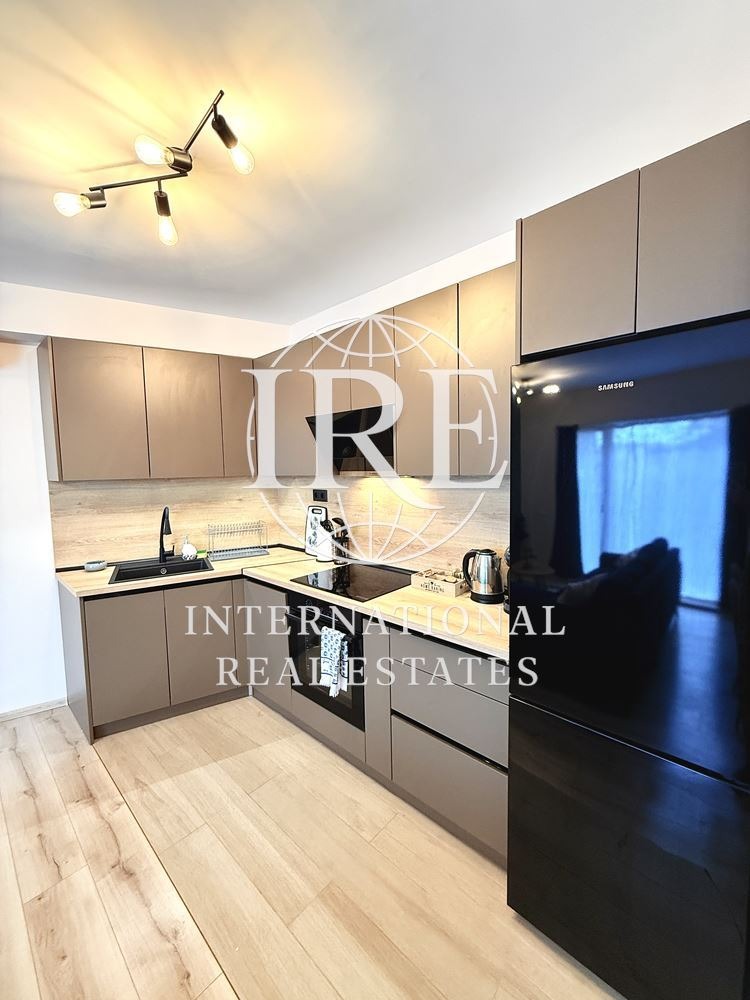 Te huur  1 slaapkamer Varna , Pobeda , 70 m² | 29905538 - afbeelding [2]