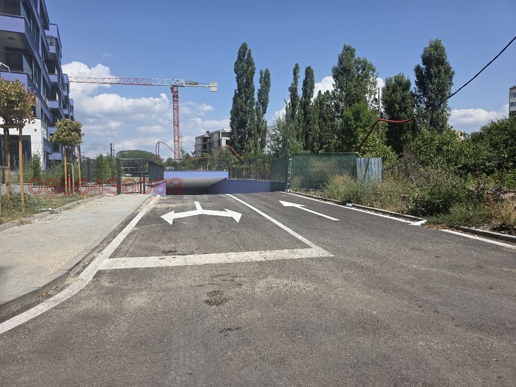 Дава под наем ГАРАЖ, ПАРКОМЯСТО, гр. София, Обеля 2, снимка 11 - Гаражи и паркоместа - 55826926
