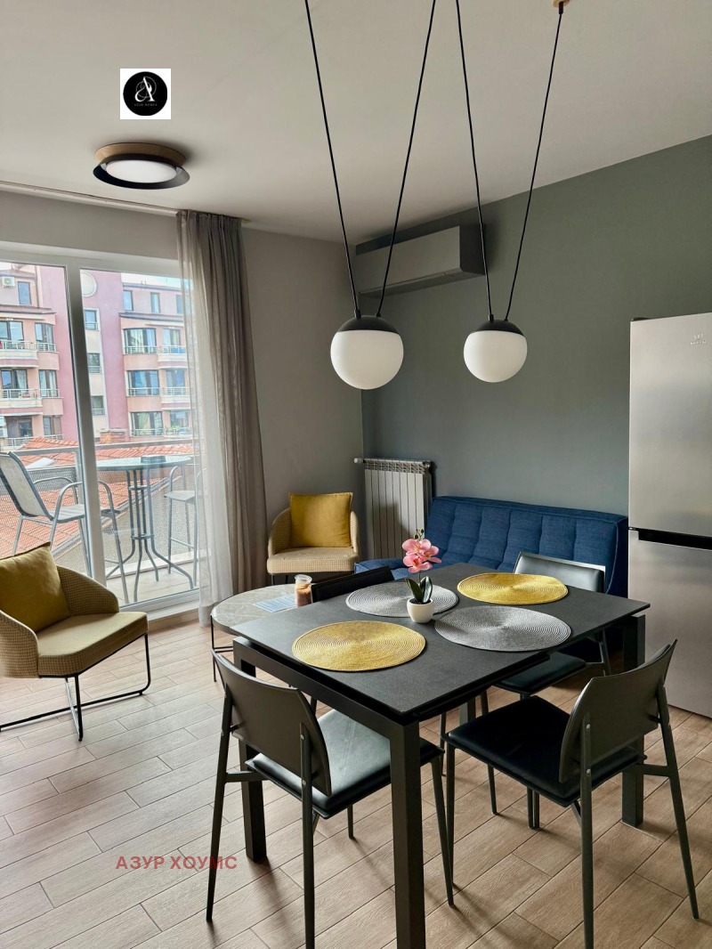 A louer  2 chambres Sofia , Dianabad , 102 m² | 88781491