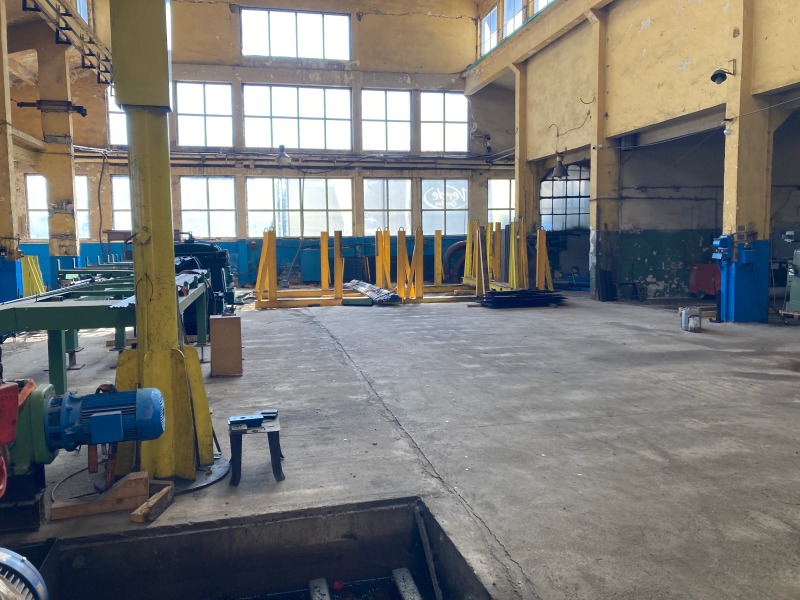 For Rent  Industrial building Pernik , Tsentar , 2300 sq.m | 75300534 - image [2]