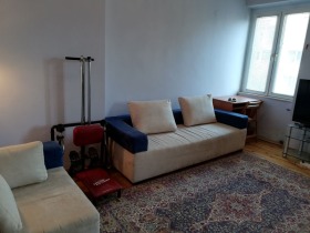 1 Schlafzimmer Zentar, Plowdiw 7