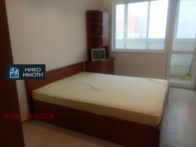 2 camere da letto Kolhozen pazar, Varna 1