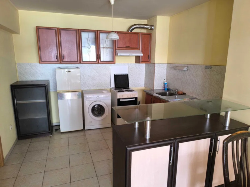 Do wynajęcia  1 sypialnia Sofia , Lewski W , 68 mkw | 92071498 - obraz [2]