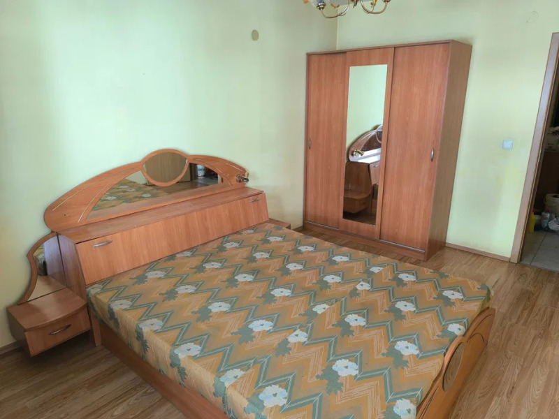 Do wynajęcia  1 sypialnia Sofia , Lewski W , 68 mkw | 92071498