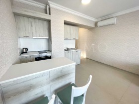 1 bedroom m-t Alen mak, Varna 6