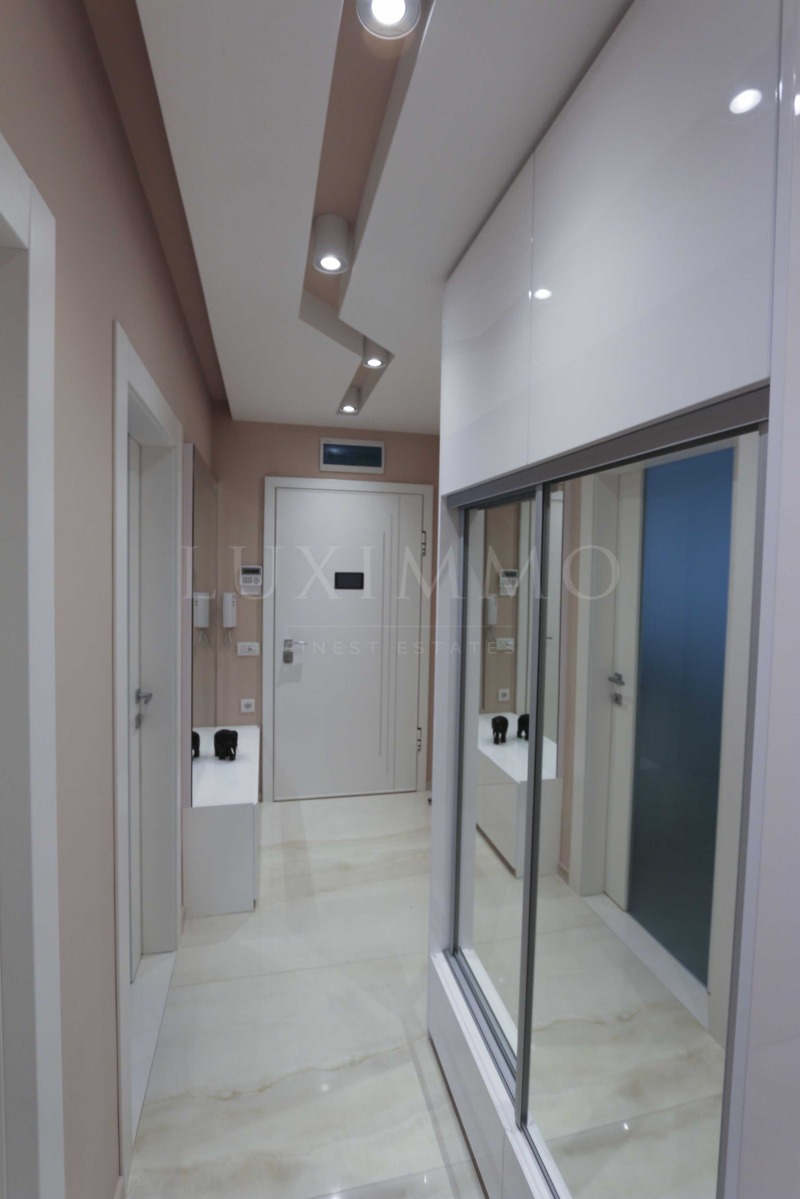 Дава под наем 3-СТАЕН, гр. София, Център, снимка 8 - Апартаменти - 52804347